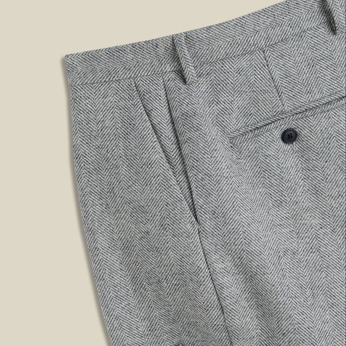 Single Pleat Herringbone Trousers in Light Grey