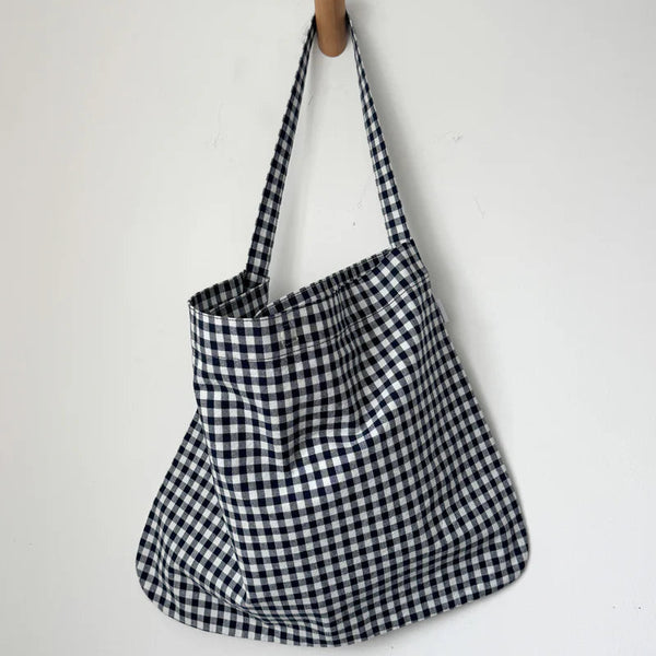 Happy Carry Bag in Navy Gingham