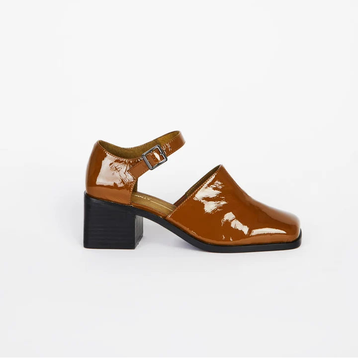 Marty Mary Jane in Taupe