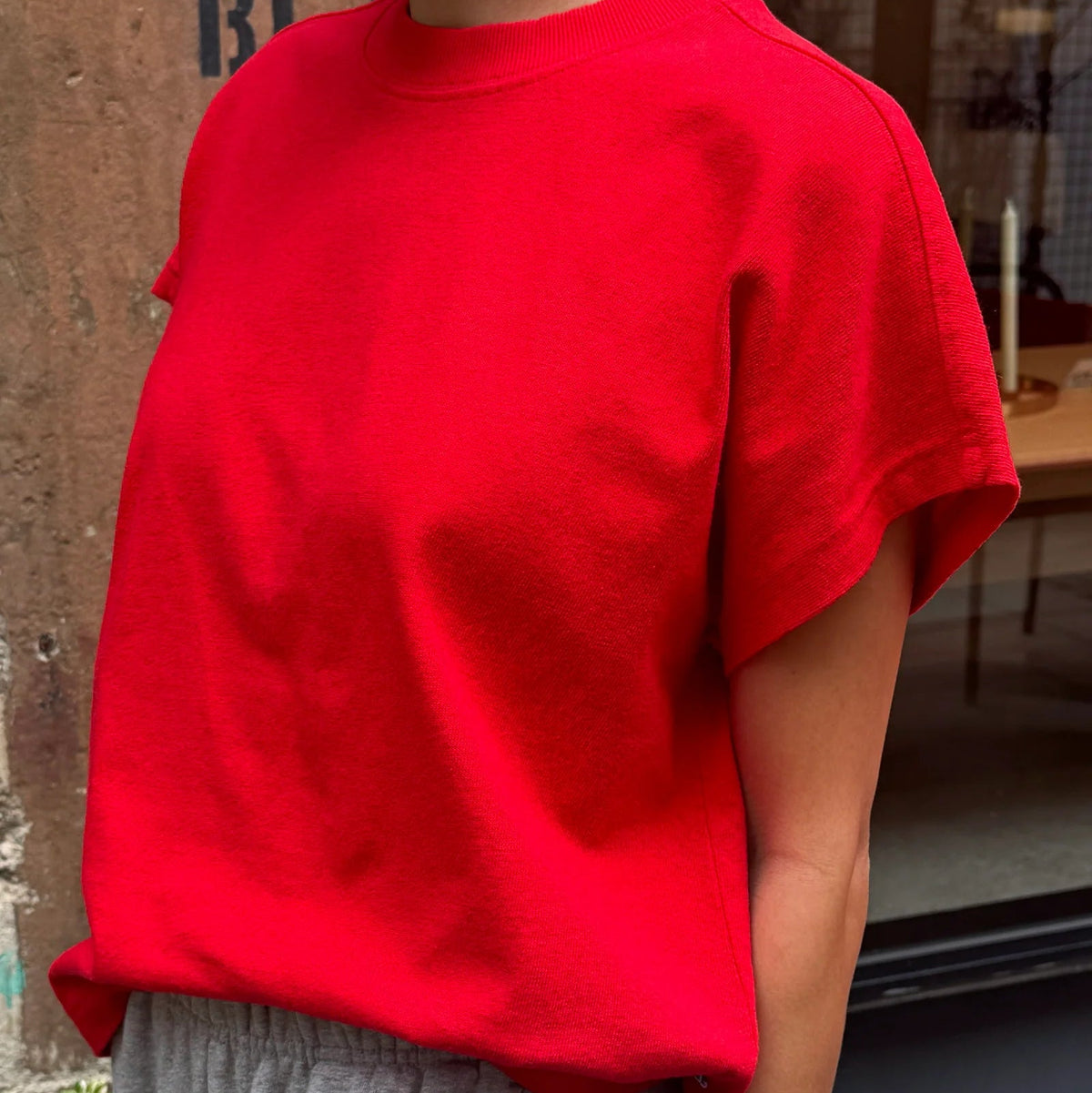 Jeanne Tee in Tomato