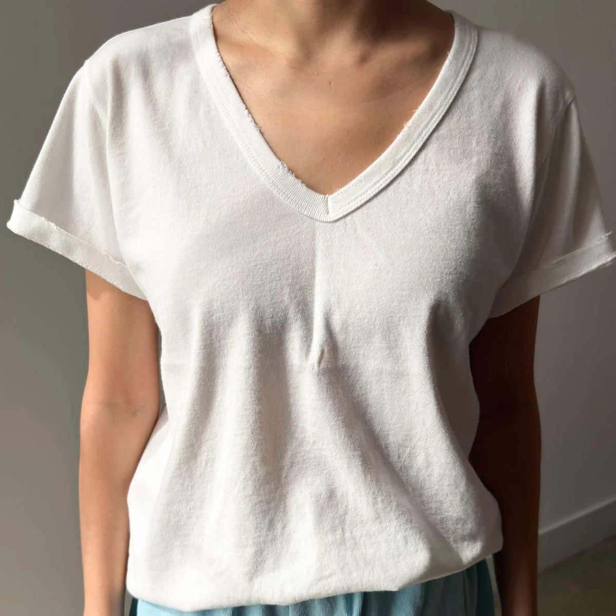 La Vie Tee in Vintage White