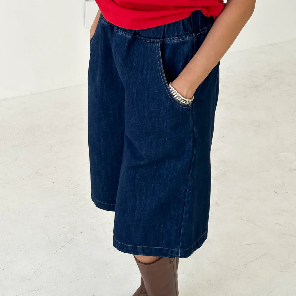 Liam Bermuda in Raw Denim