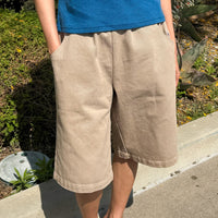 Liam Bermuda in Taupe