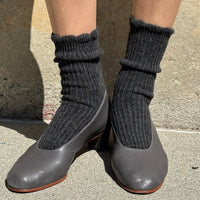 Linen Scallop Socks