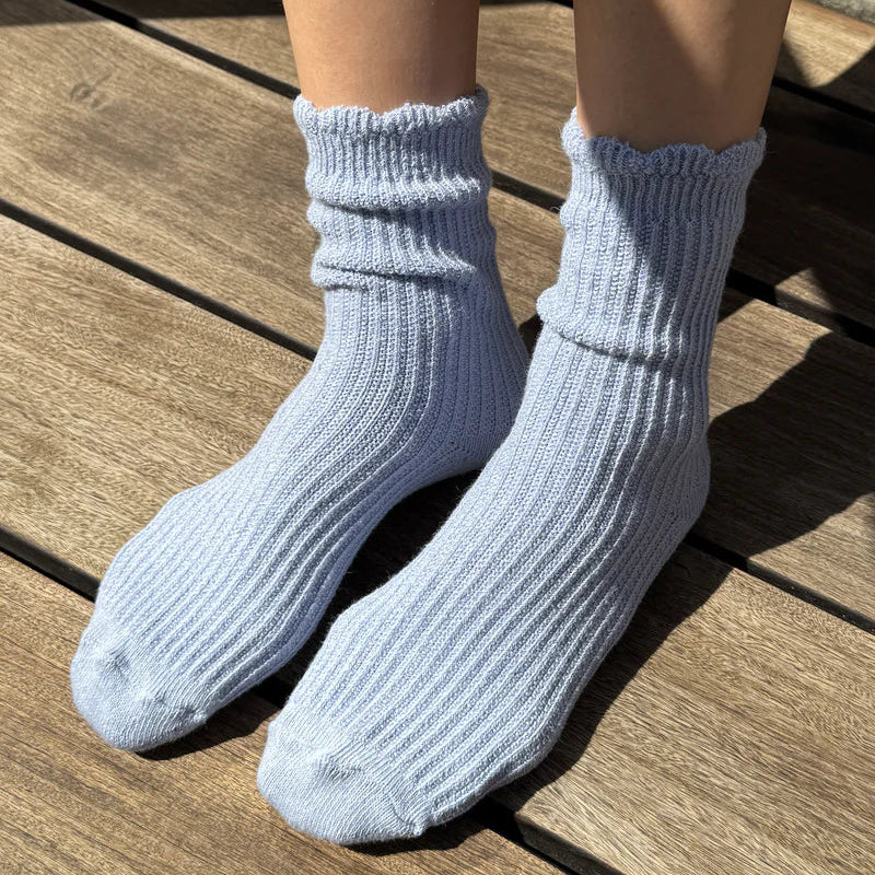 Linen Scallop Socks