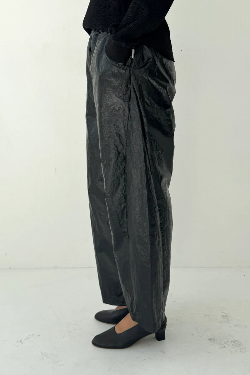 Liquid Nylon Arc Pants in Lacquer Black