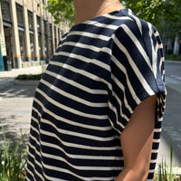 Manon Tee in White/Navy