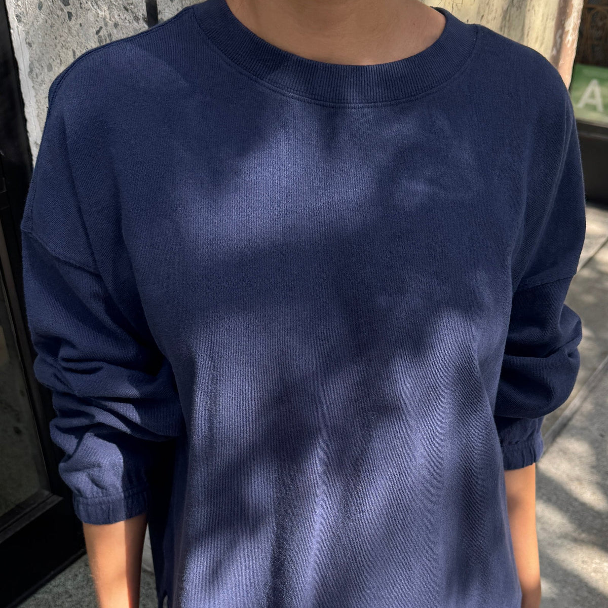 Naturelle Tee in Midnight