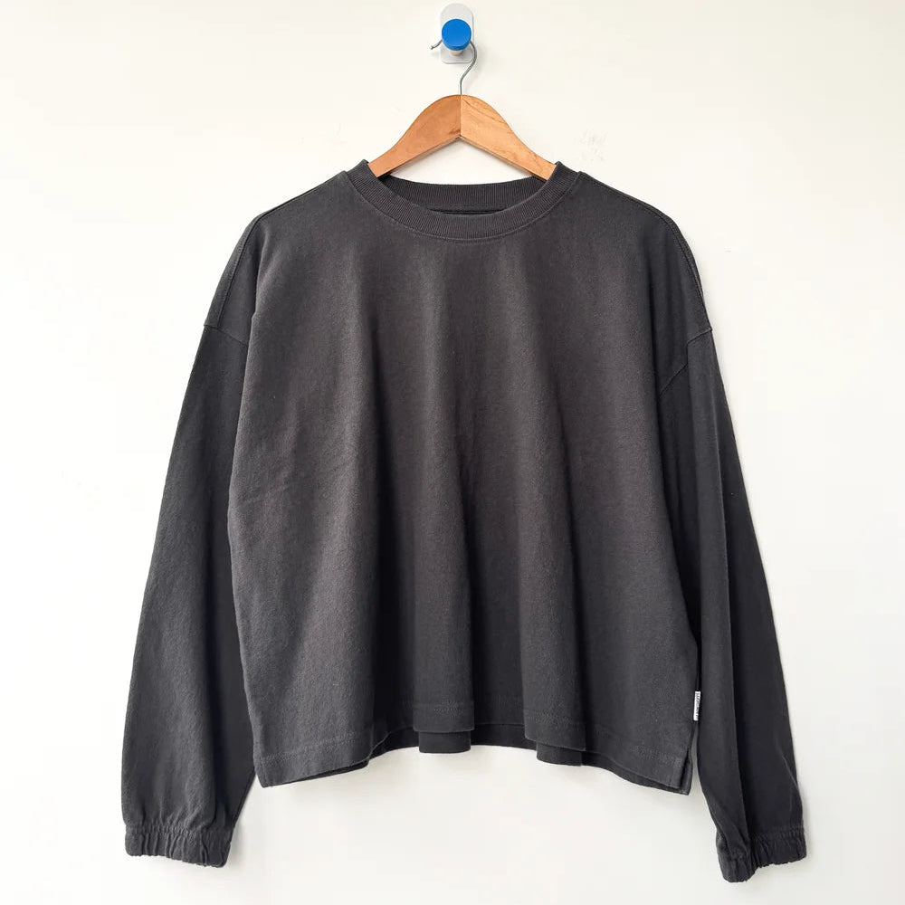Naturelle Tee in Dark Slate