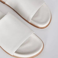 Pippy Sandal in Cream