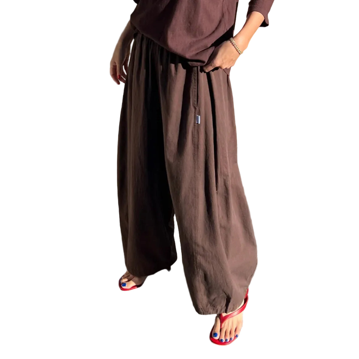 Parachute Pants in Dark Brown
