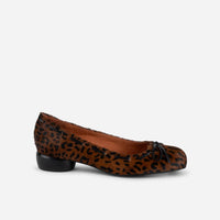 Sia Flat in Brown Cheetah