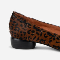 Sia Flat in Brown Cheetah