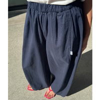Parachute Pants in Navy
