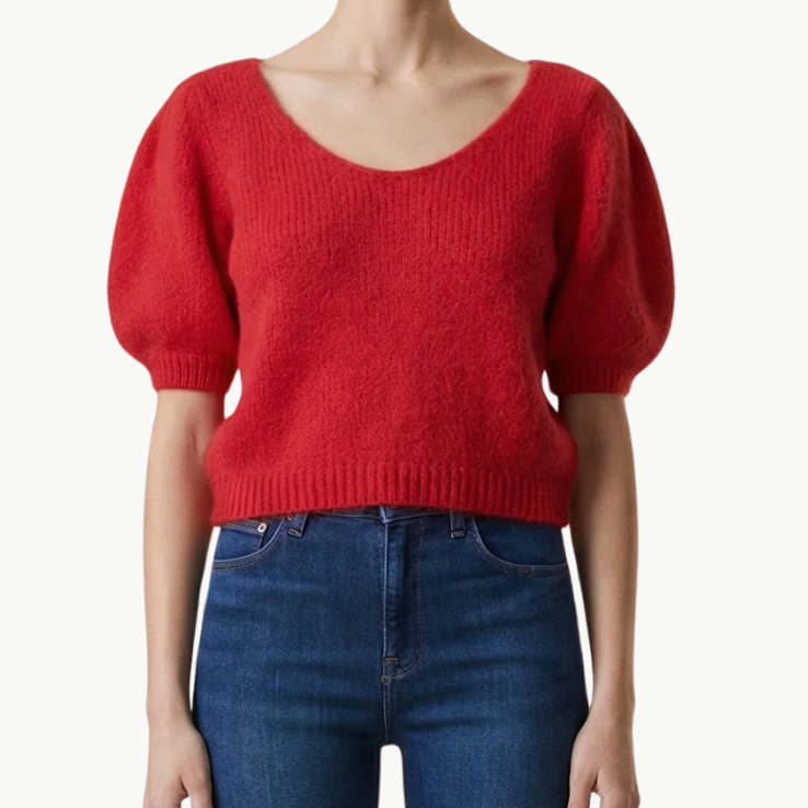 Lolanda Cropped Sweater in Lipstick Red