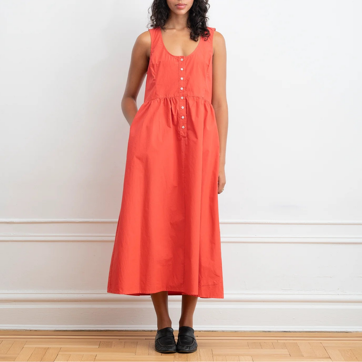 Sierra Button Up Midi Dress in Strawberry