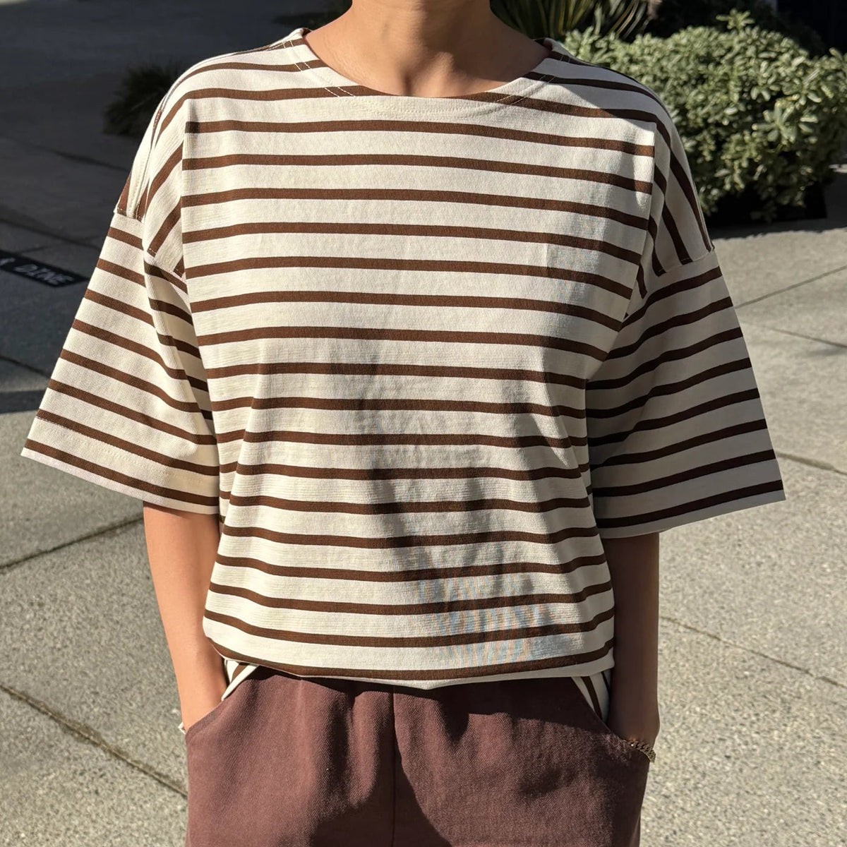 Voyage Tee in White/Coffee Stripe