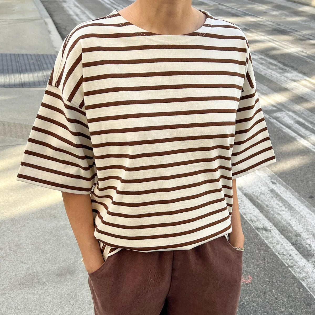Voyage Tee in White/Coffee Stripe