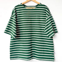 Voyage Tee in White/Pine Stripe