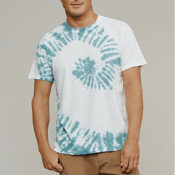 Jung Tee in Wave