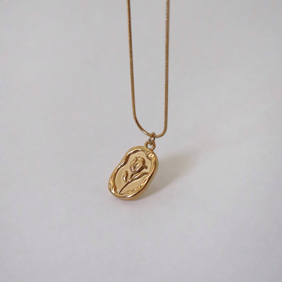 Tulip Necklace