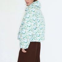 Small Roses Short Jacket in Light Cream