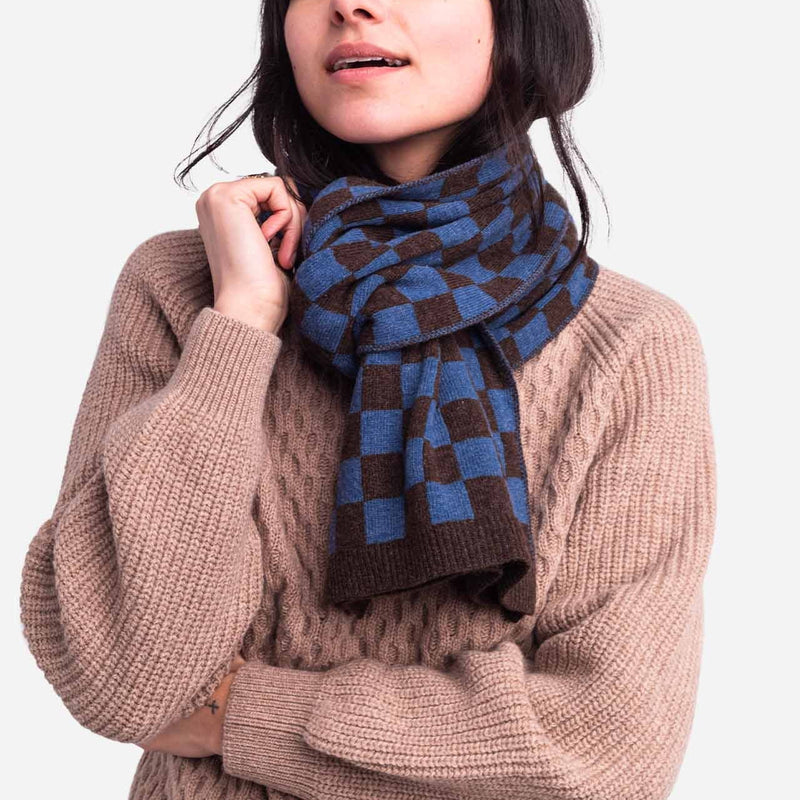 files/bicoloured-horn-damier-scarf.jpg