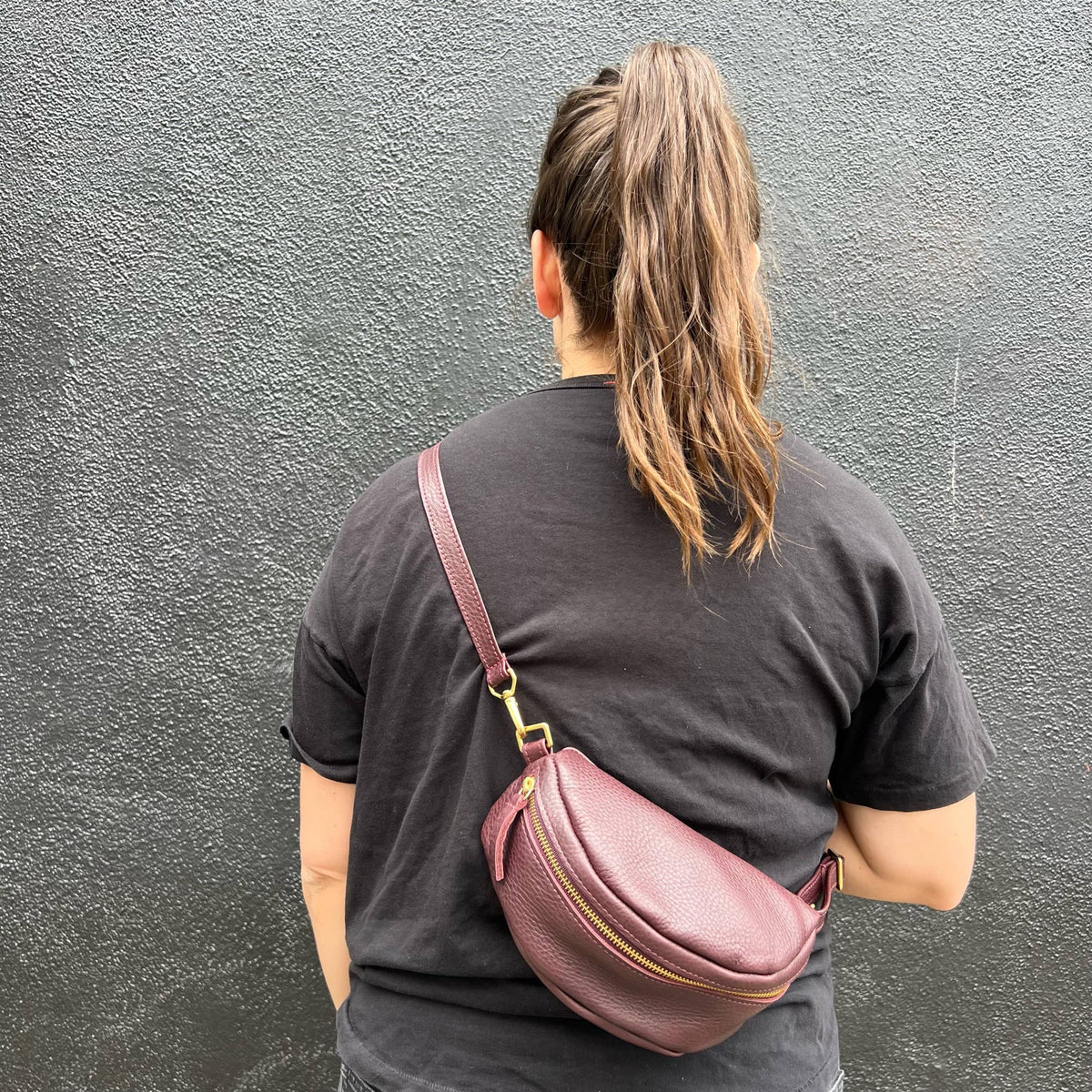 Bum Bag in Plum Leather