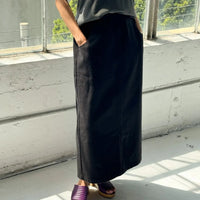 Long City Skirt in Black