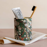 Everything Pot - The Art of Marbling