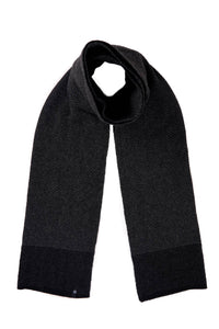 Terminal 4 Scarf in Black