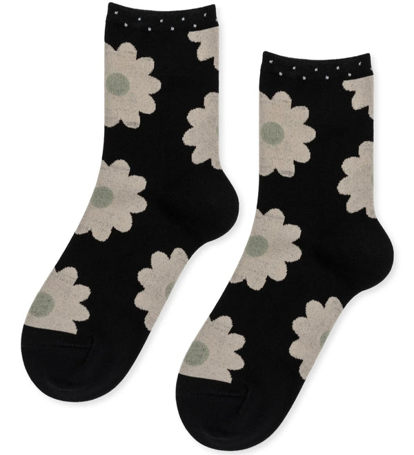 Blooming Daisy Short Crew