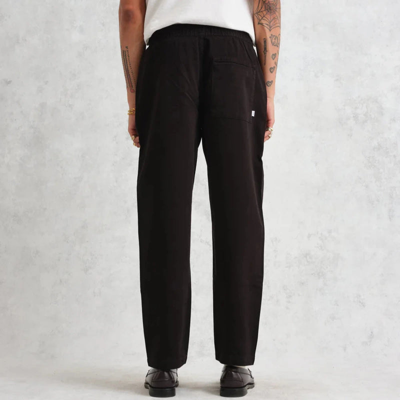 files/kurt-black-longer-leg-organic-cotton-trousers-6_1000x_c9ee8e1a-66fa-4f3a-91b5-90722b1bb029.webp