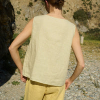 Jess Top in Apple Checks