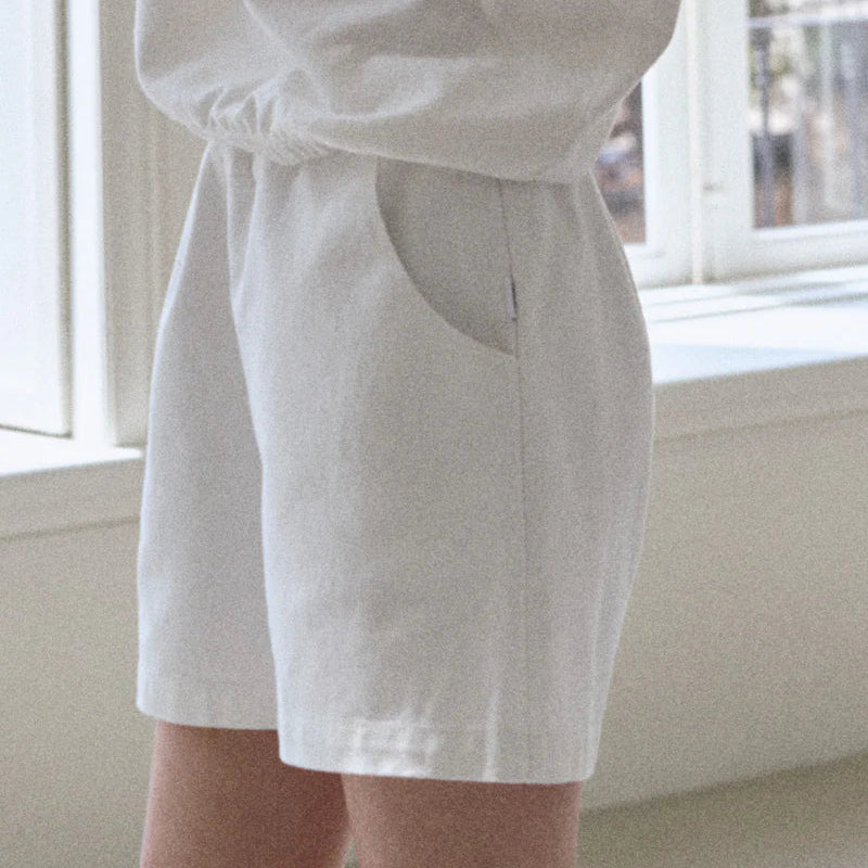 City Shorts in Milk