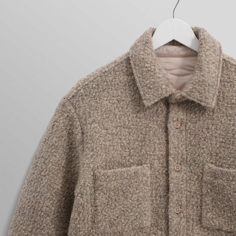 files/mount-natural-reversible-boucle-wool-overshirt-11_1400x_9aadc016-6593-450d-8065-3ce8ffd216a3.jpg