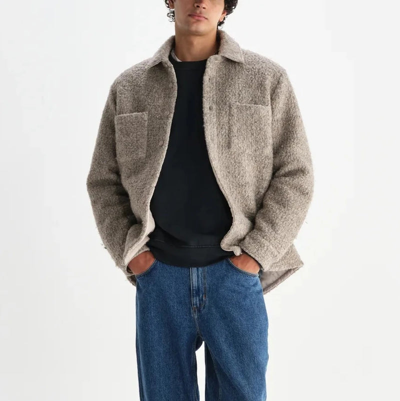 files/mount-natural-reversible-boucle-wool-overshirt-4_e5ec0aad_1400x_jpg.webp