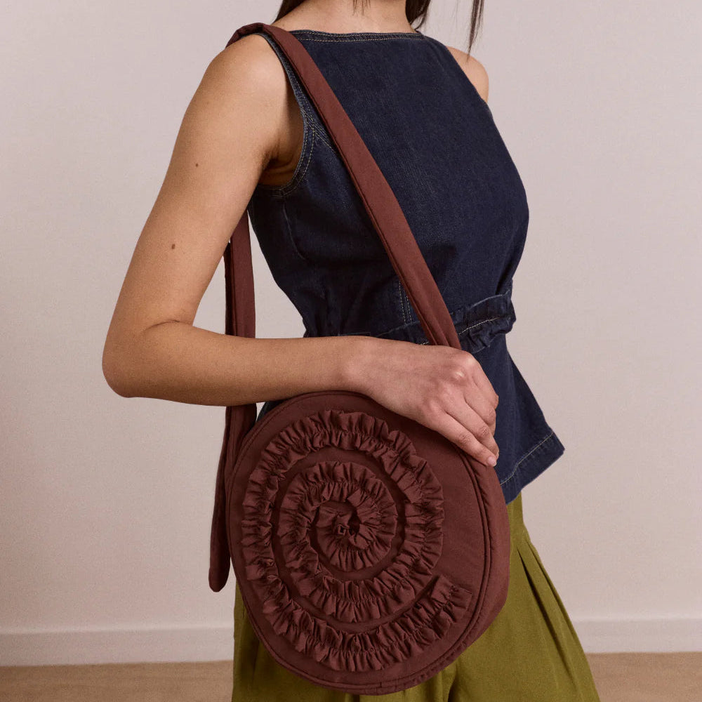 Rae Swirl Bag in Chocolate