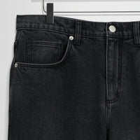 Russell Straight Fit Jean in Washed Black
