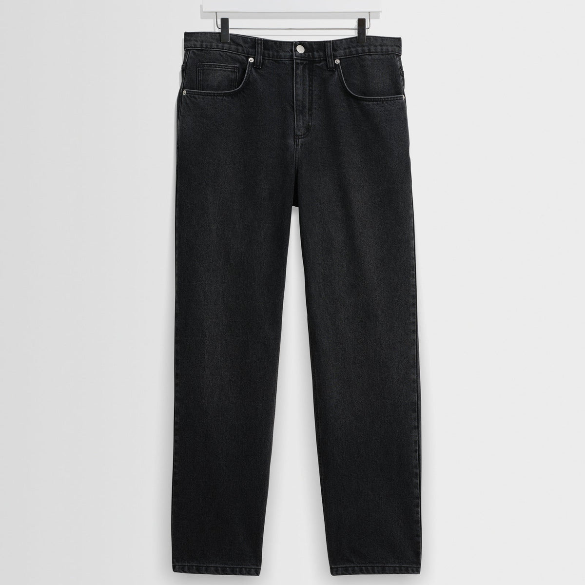 Russell Straight Fit Jean in Washed Black