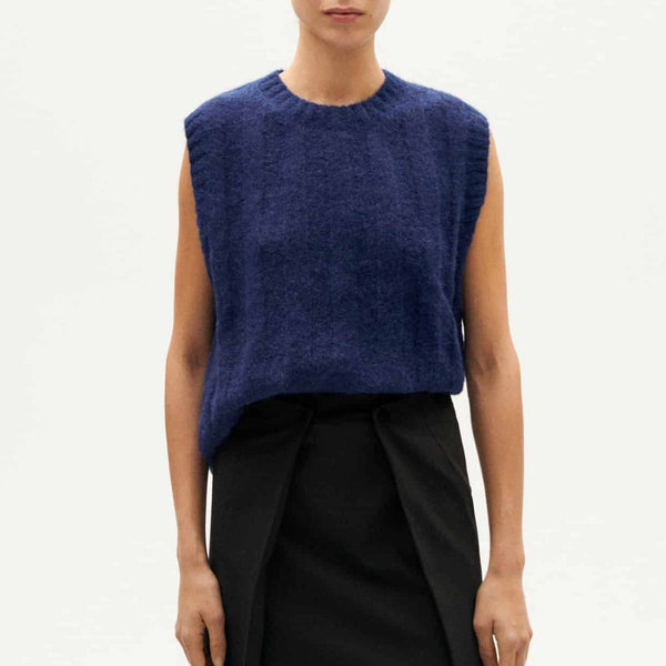 Kelly Knitted Vest in Blue