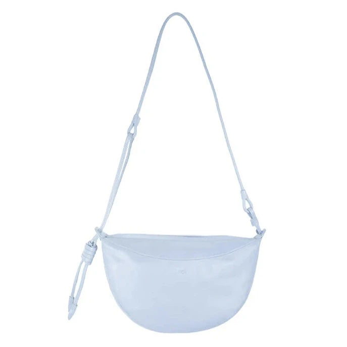 files/zoba_bag_bla_wos_store_ljus_bla_wos_store_accessoarer_700x_df4381d6-cc7b-448d-be24-ba73ad04b4de.webp