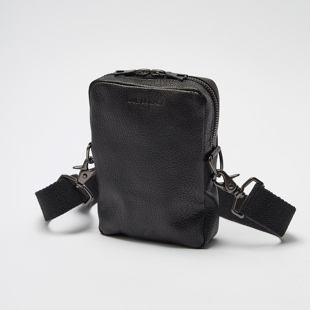☆OUR LEGACY☆DELAY ミニ ショルダーバッグ Delay Mini Bag in Black – Gemini
