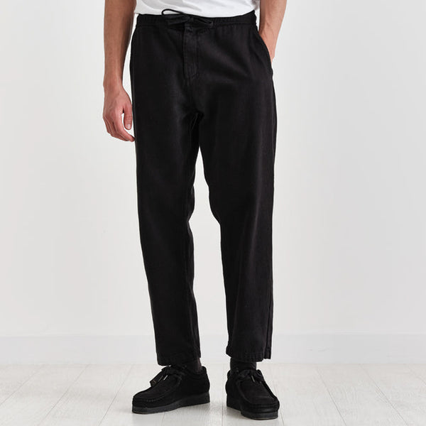 Kurt Organic Twill Trouser in Black